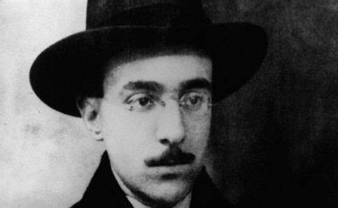 Fernando Pessoa y lo imposible como límite del deseo